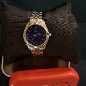 Like new Fossil woman watch